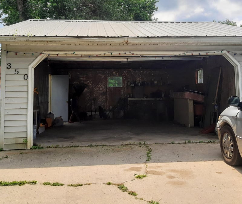 350 3rd St N, Butterfield, MN 56120
