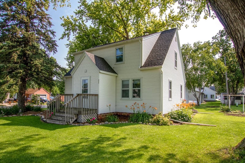 711 Lakeview St, Lake Lillian, MN 56253