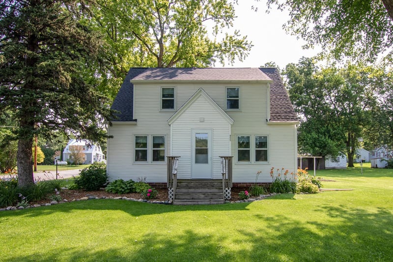711 Lakeview St, Lake Lillian, MN 56253