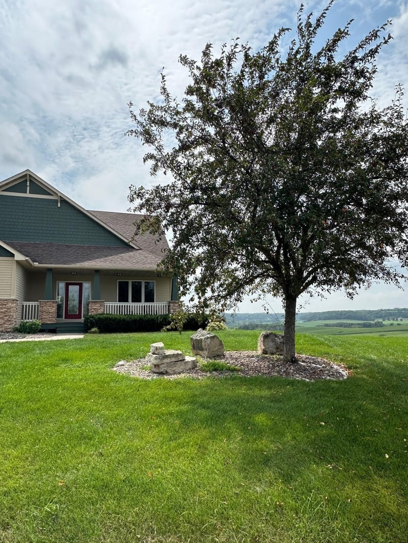 1206 Overlook Ln NW, Preston, MN 55965