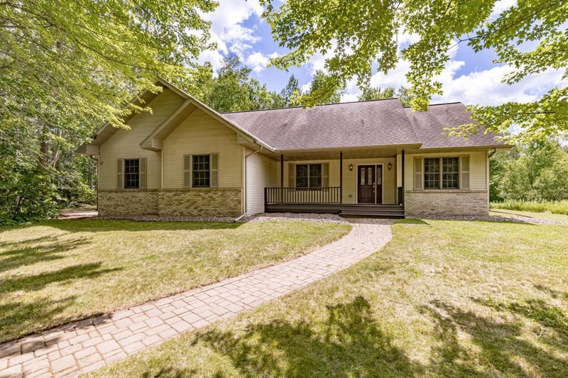 61395 Beaver Tail Rd, Askov, MN 55704