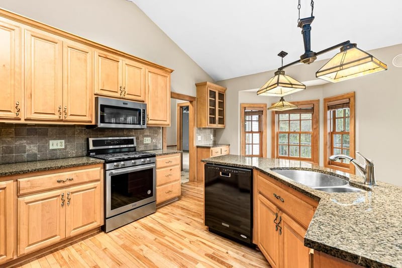 61395 Beaver Tail Rd, Askov, MN 55704