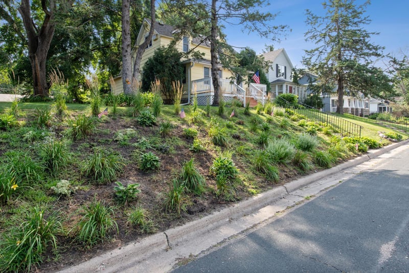 305 Jefferson Ave S, Edina, MN 55343