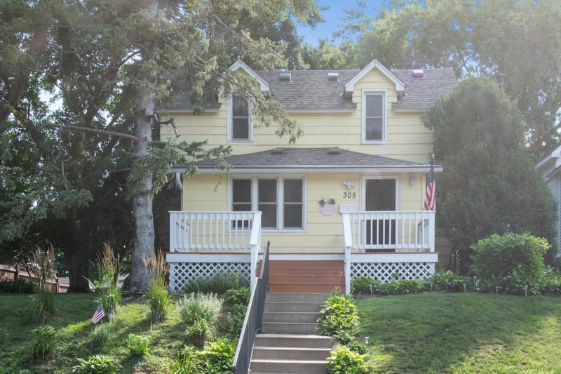 305 Jefferson Ave S, Edina, MN 55343