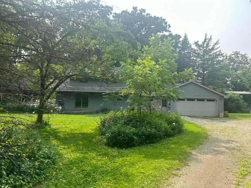 16615 260th Ave, New Richland, MN 56072