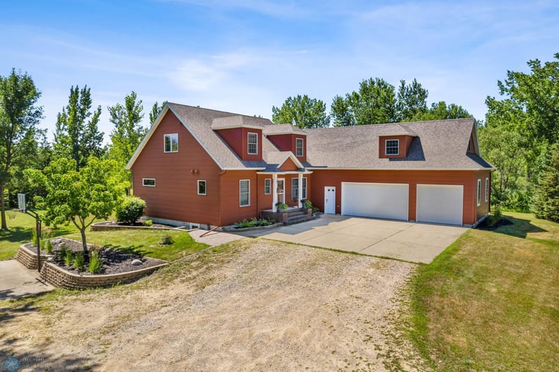 19485 Us Hwy 10, Hawley, MN 56549