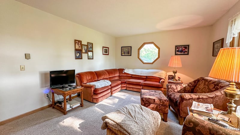 33119 County Road 3, Avon, MN 56310