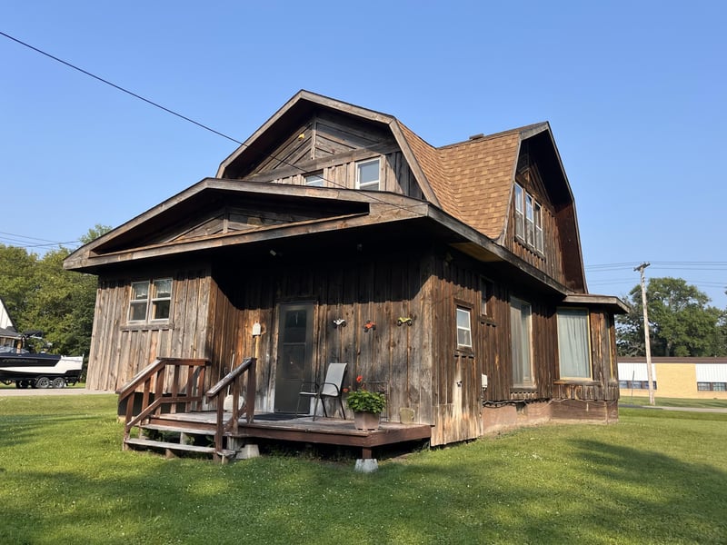 301 Ward Ave, Erskine, MN 56535
