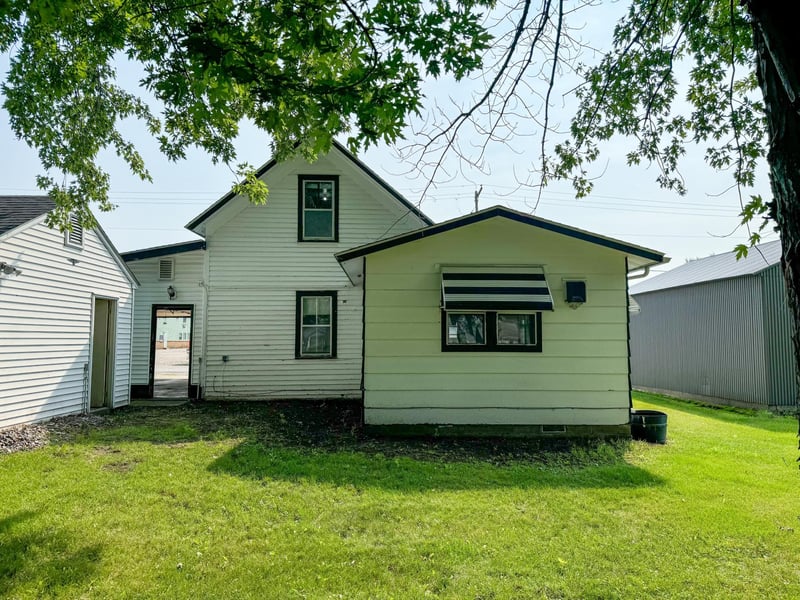 101 Summer St N, Pierz, MN 56364
