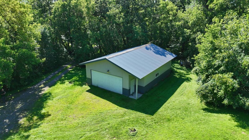 58190 210th St, Litchfield, MN 55355