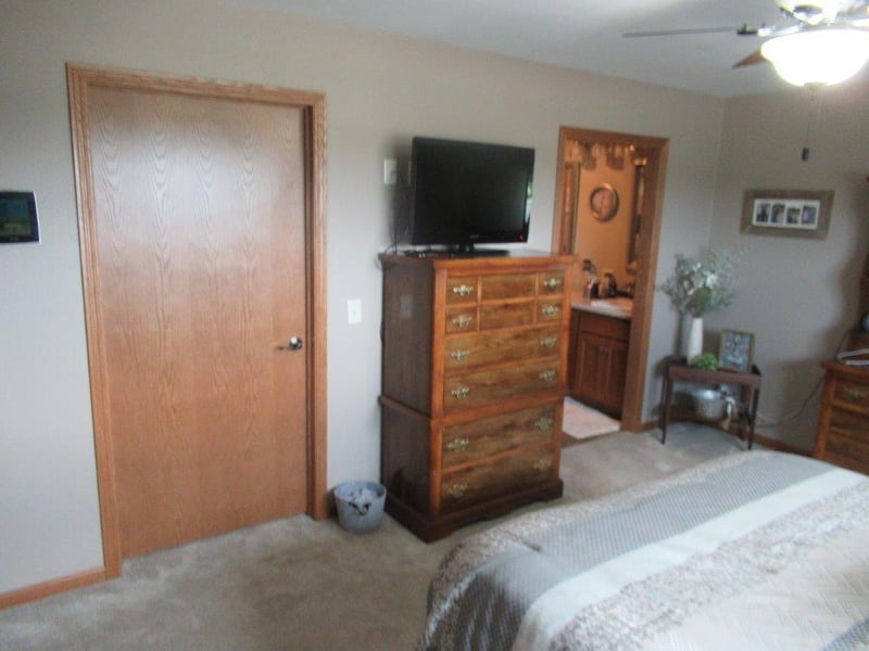 510 Hill Crest St, Edgerton, MN 56128