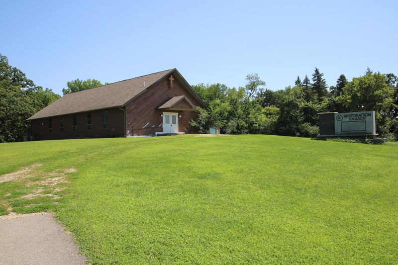 521 Central Ave, Sunburg, MN 56289