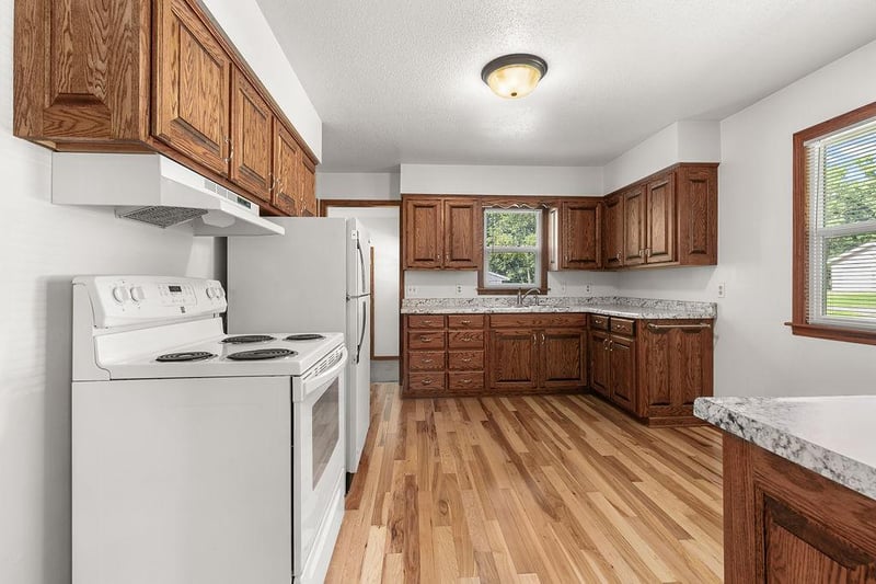 12 Maple St, Flensburg, MN 56328