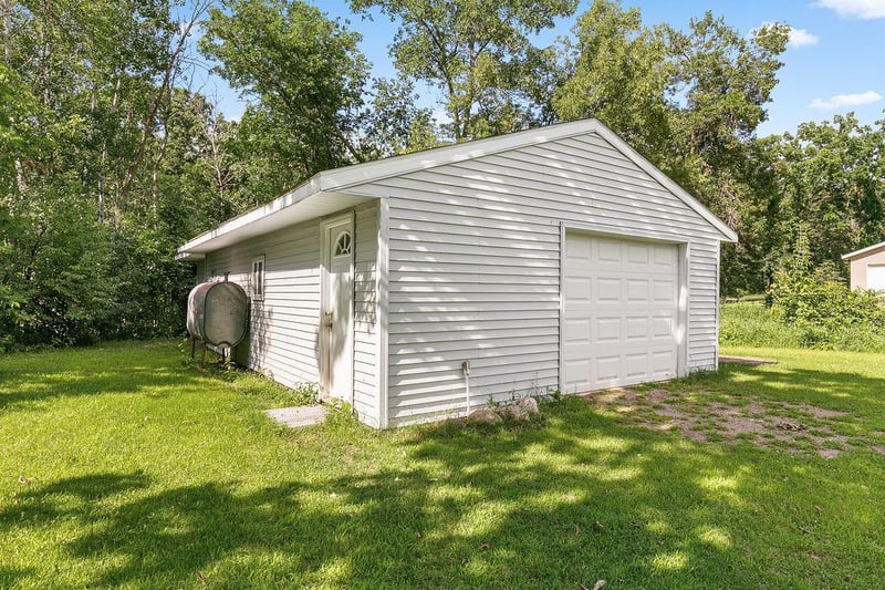 12 Maple St, Flensburg, MN 56328