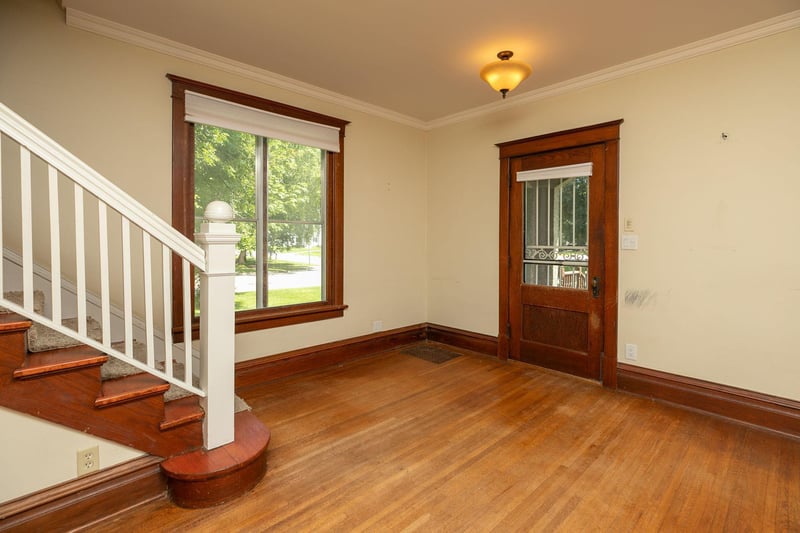 105 Main St S, Dover, MN 55929