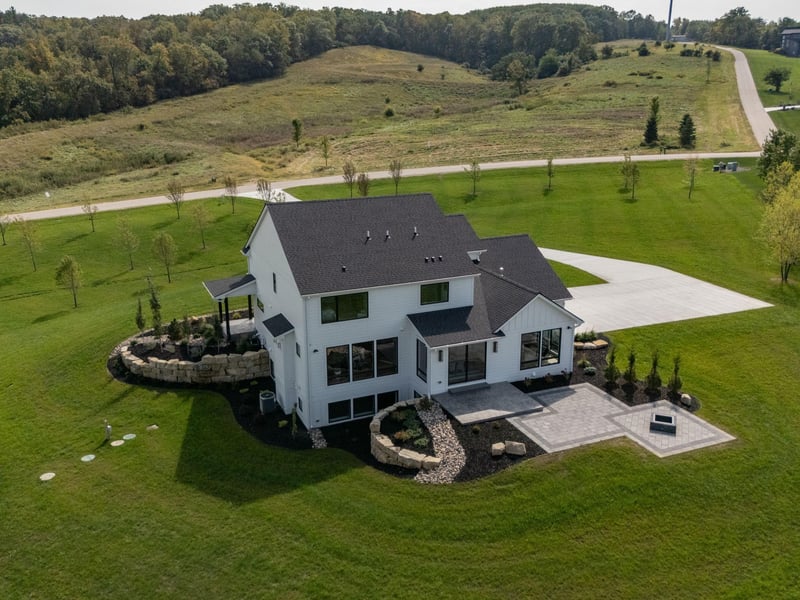 4921 8th St SW, Rochester, MN 55902