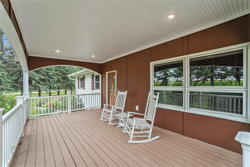 1101 110th Ave, Luverne, MN 56156