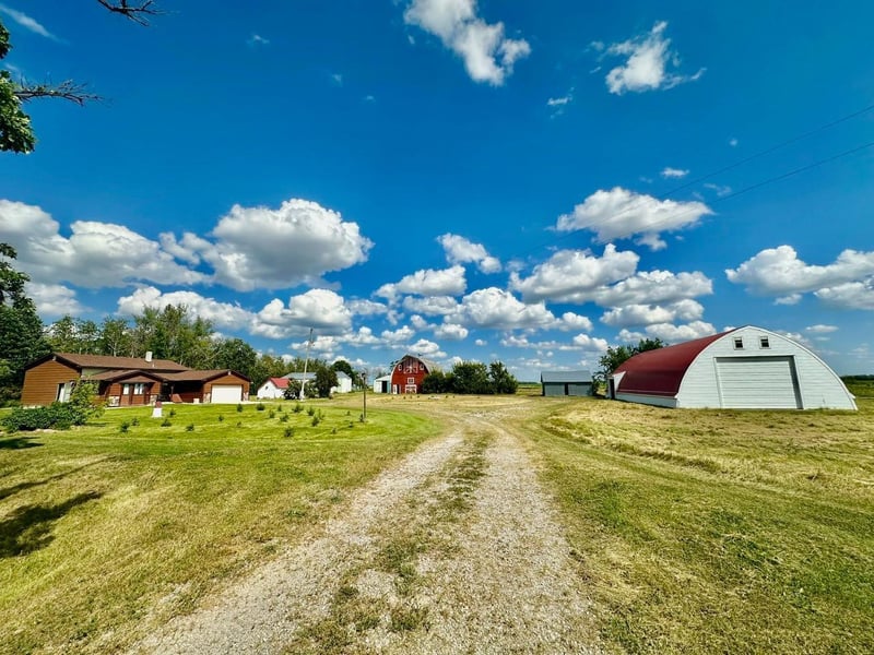 32878 County Road 139, Badger, MN 56714
