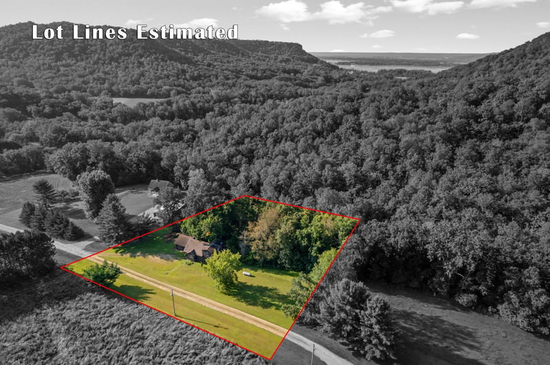 W2169 Peaceful Valley Rd, Nelson, WI 54756