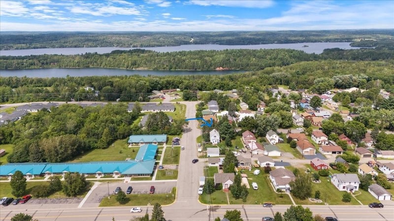 1004 E Madison St, Ely, MN 55731