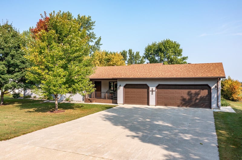 315 9th St NW, Fosston, MN 56542