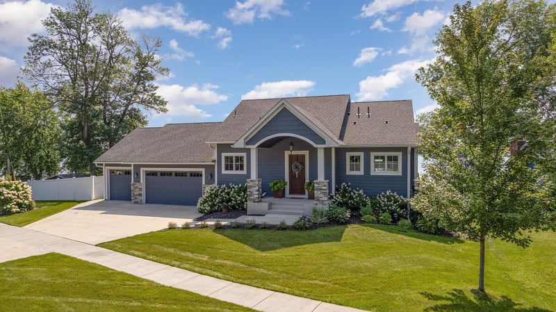 1875 Shoreline Blvd, Shakopee, MN 55379