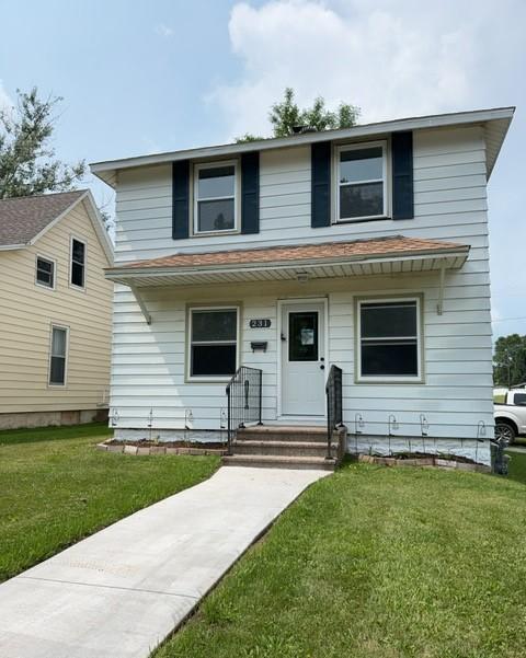 231 101st Ave W, Duluth, MN 55808