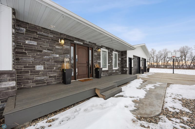 5798 250th St N, Hawley, MN 56549