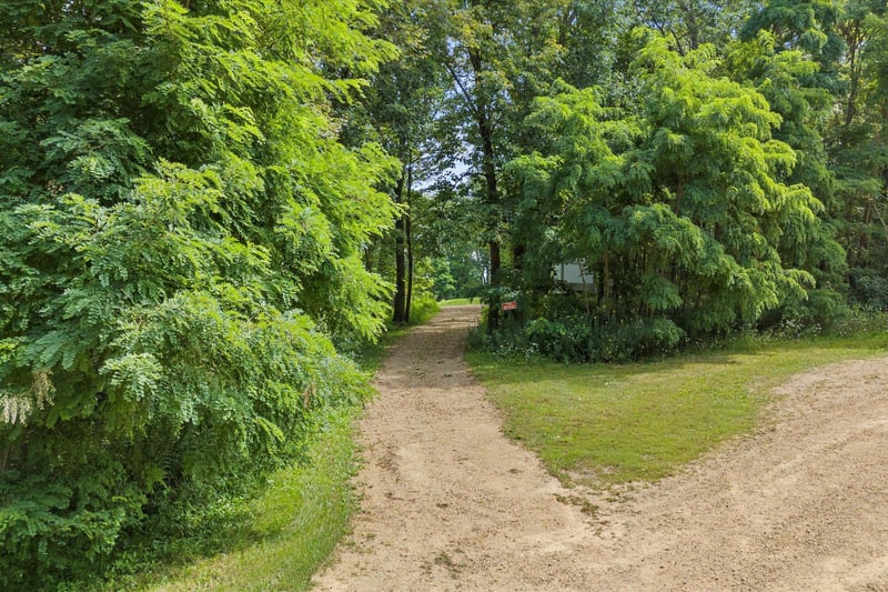 N1400 Pepin View Ln S, Pepin, WI 54759
