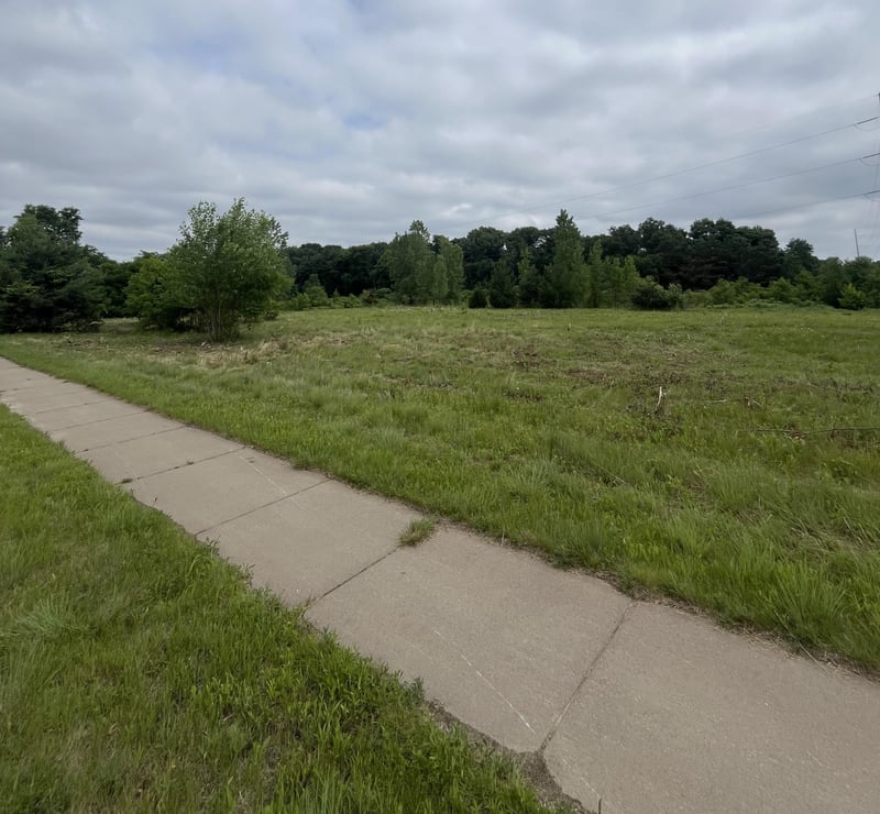 7920 Lake Dr, Circle Pines, MN 55014