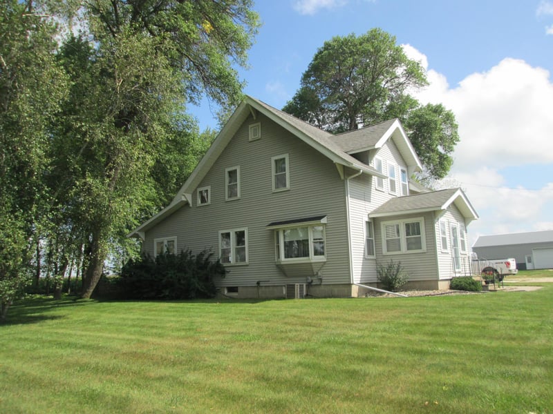 52756 170th Ave, West Concord, MN 55985