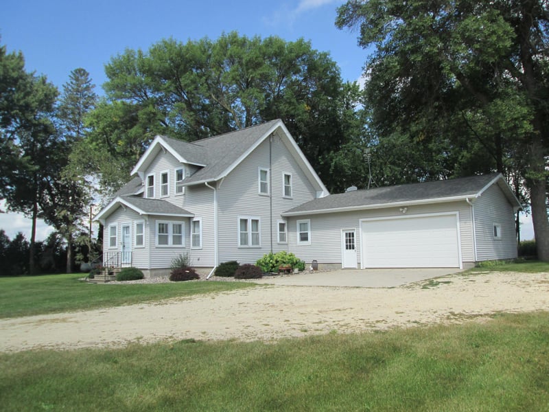 52756 170th Ave, West Concord, MN 55985