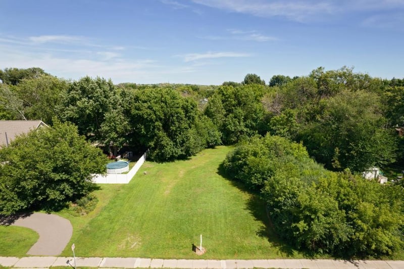 1836 Hamline Ave N, Roseville, MN 55113