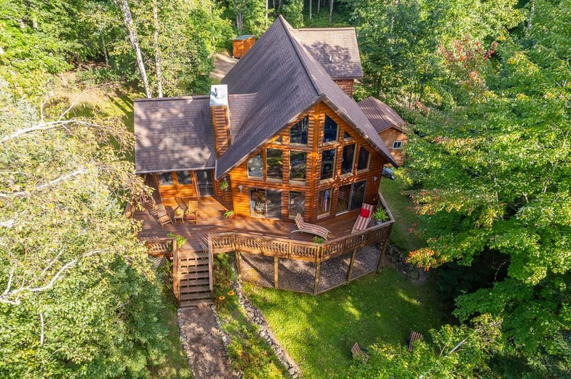 1989 N Fox Ln, Birchwood, WI 54817
