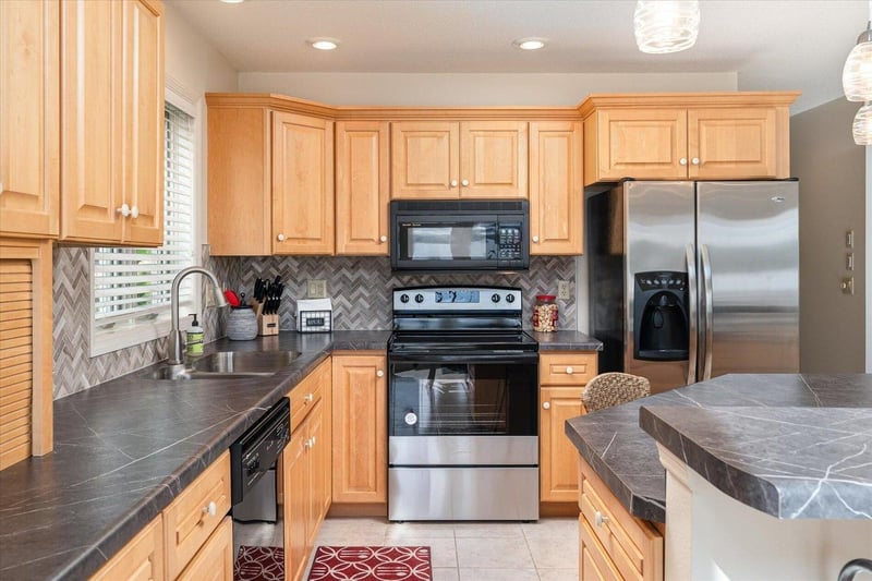 280 N Marina Dr, Brownsville, MN 55919