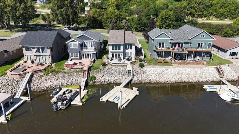 280 N Marina Dr, Brownsville, MN 55919