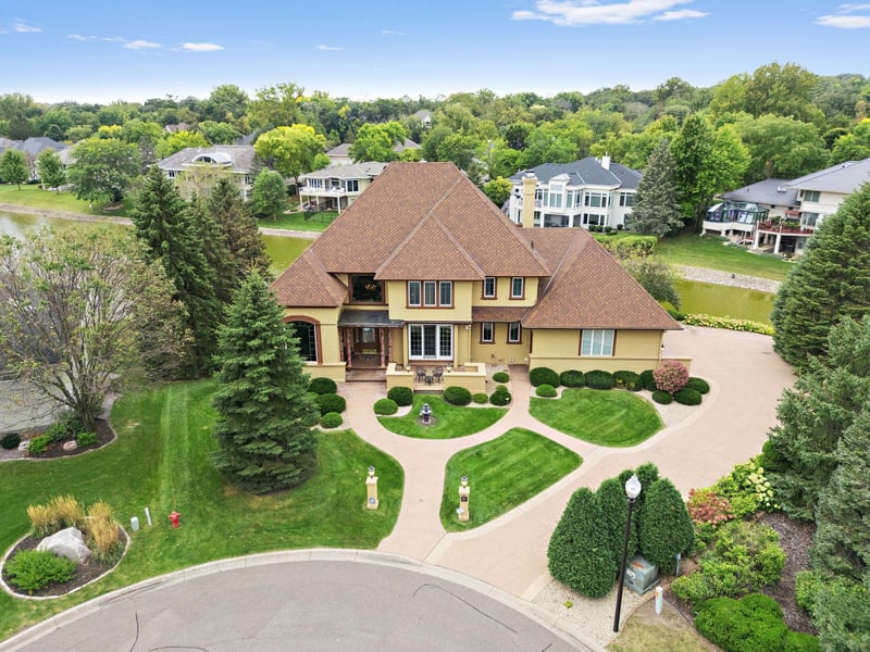 11478 Keystone Ct, Hopkins, MN 55305