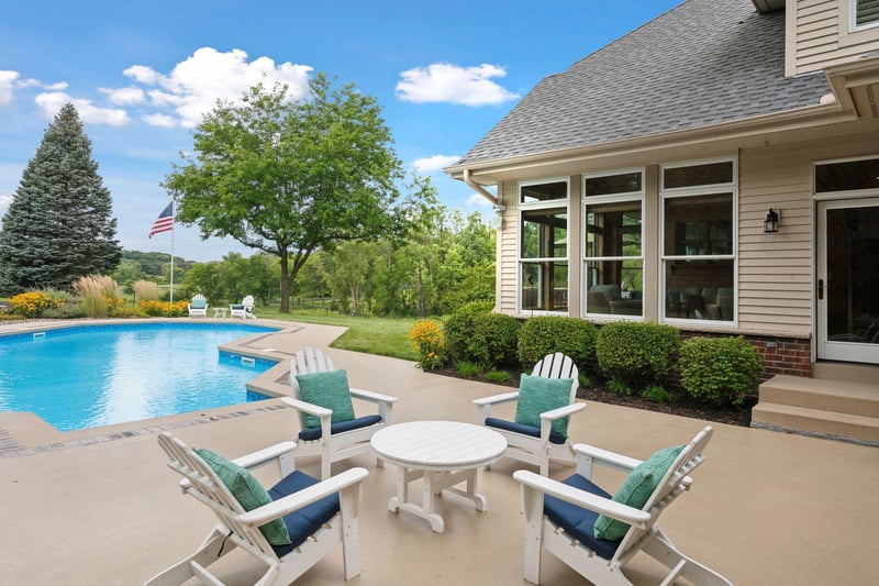 2335 Hollybush Rd, Hamel, MN 55340