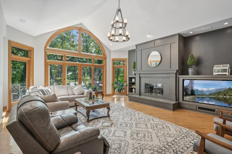 630 Bluebill Cir, Shakopee, MN 55379
