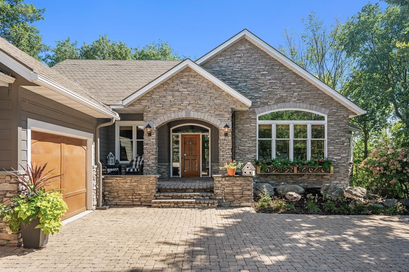 630 Bluebill Cir, Shakopee, MN 55379