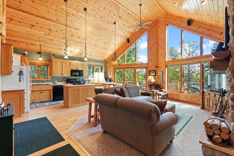 17776 Emerald Ln, Emily, MN 56447