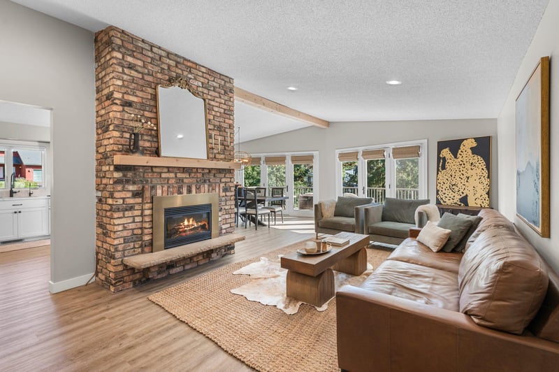 3260 Williams Ln, Mound, MN 55364
