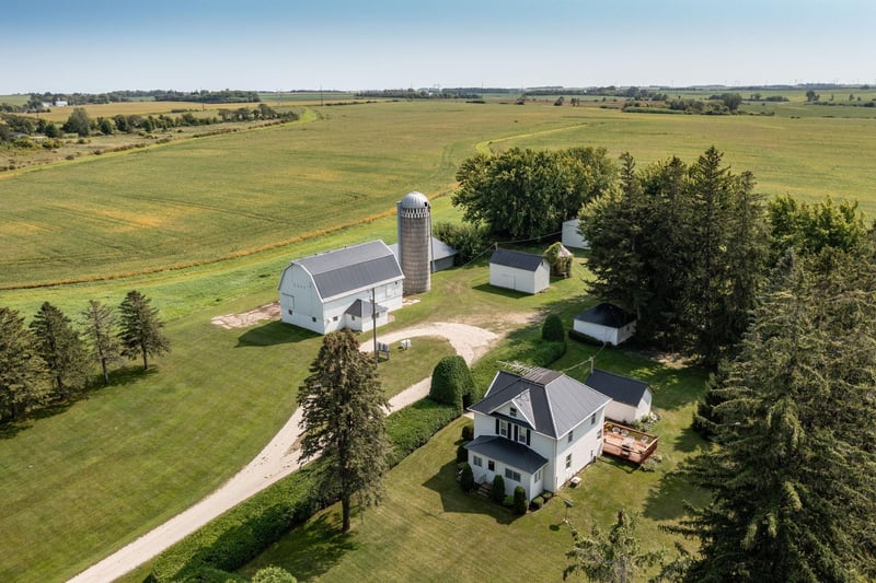 27591 740th St, Hayfield, MN 55940
