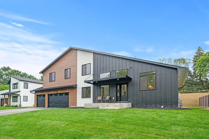 680 Inca Ln, New Brighton, MN 55112