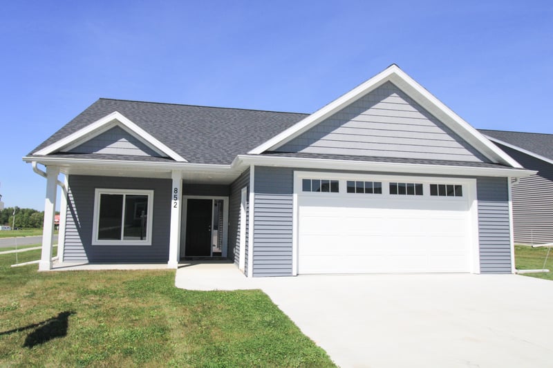 852 Bucknell Ln SE, Stewartville, MN 55976