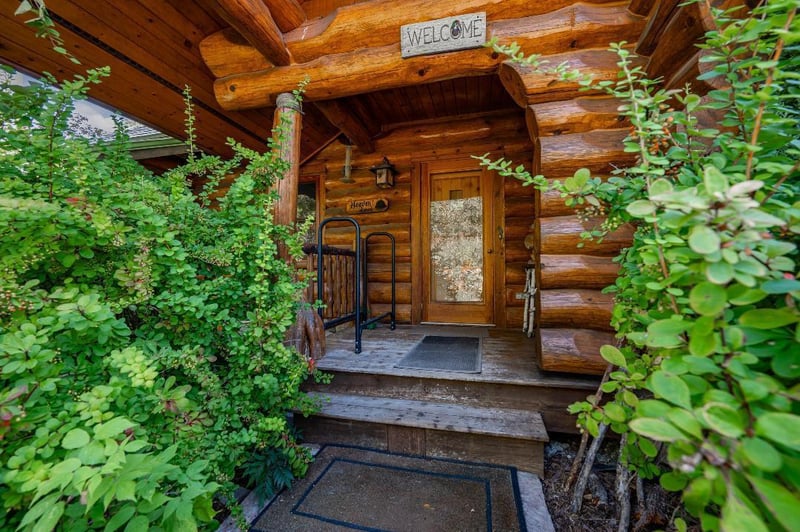 37874 Amen Lake Rd, Deer River, MN 56636