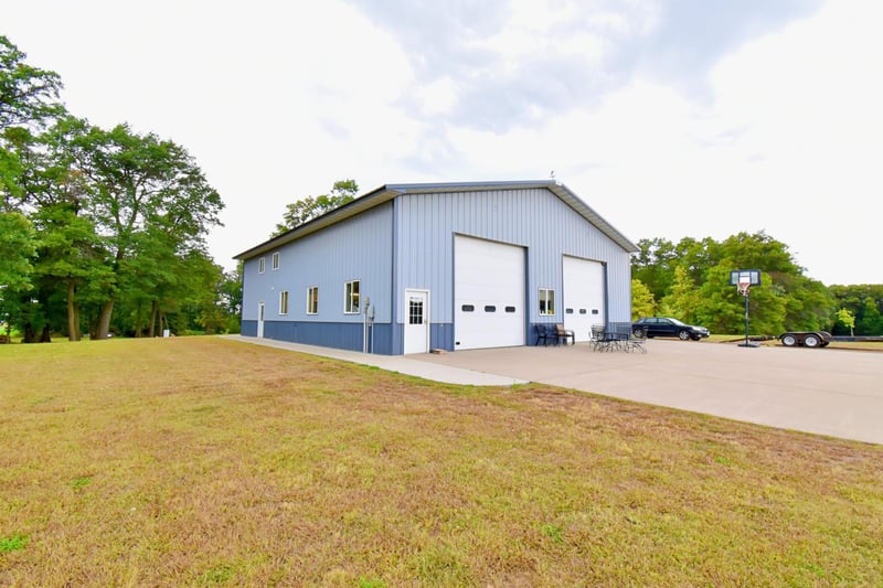 16574 450th St, Bowlus, MN 56314