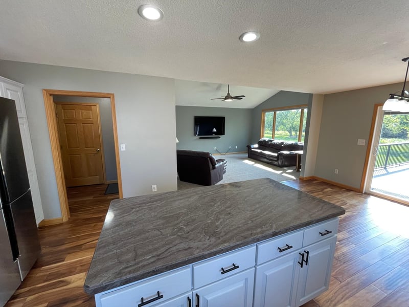 516 1st Ave SE, Grand Meadow, MN 55936