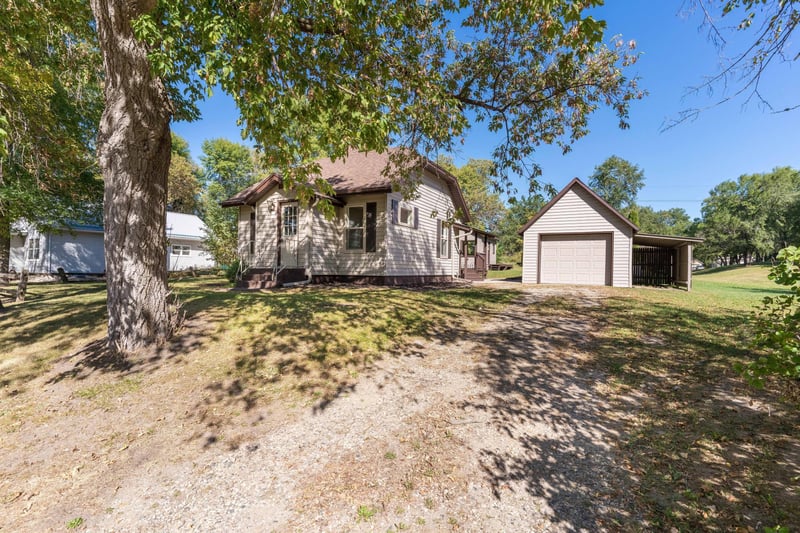 211 Ida St E, Garfield, MN 56332