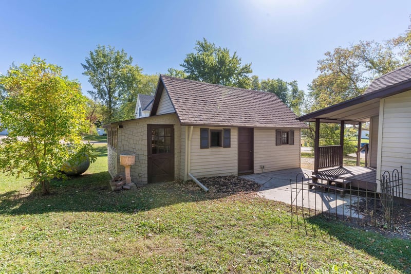 211 Ida St E, Garfield, MN 56332